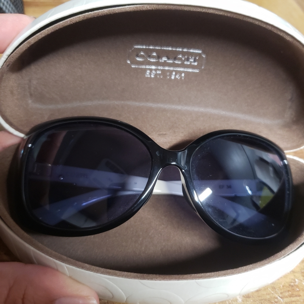 NWOT COSTA SEA FAN SUNGLASSES w/COACH HARD CASE